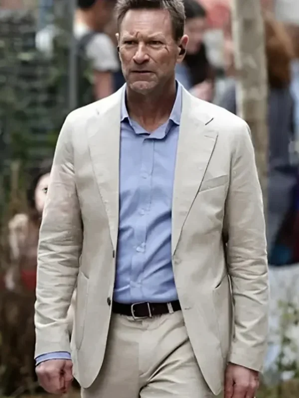 Aaron Eckhart The Bricklayer 2024 White Blazer