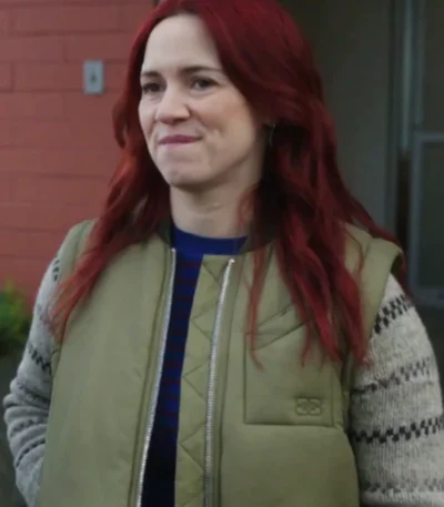 Alice Wetterlund Resident Alien S04 Green Vest