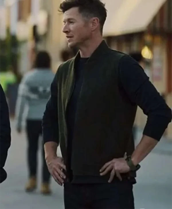Brandon Beckett Sniper Rogue Mission Green Vest