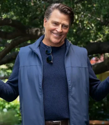 Derek Shrinking Season 02 Blue Vest