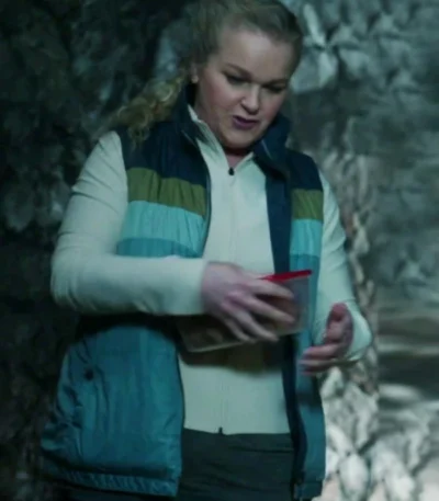 Elizabeth bowen Resident Alien S04 Colorblock Vest