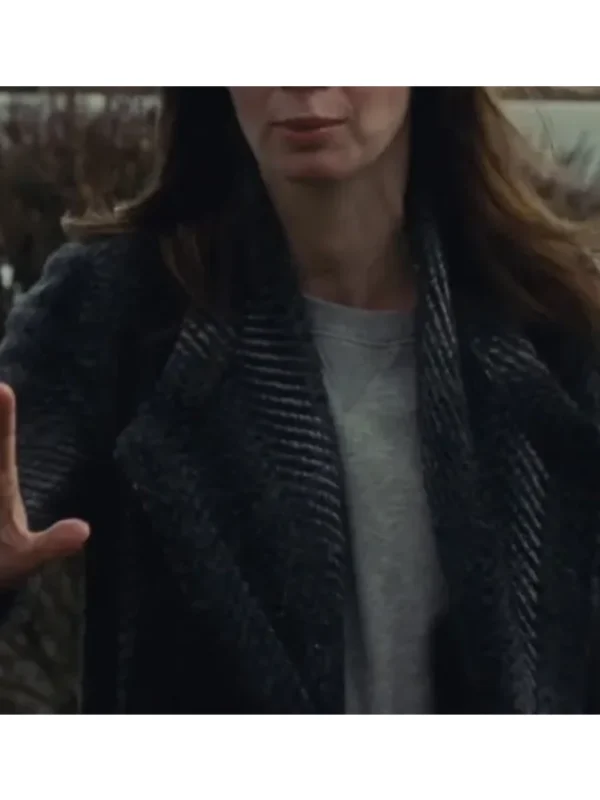 Emily Blunt The Girl on the Train Trench Coat