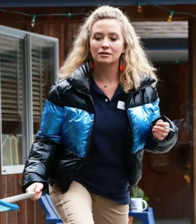 Jenna Lamia Resident Alien S04 Puffer Jacket