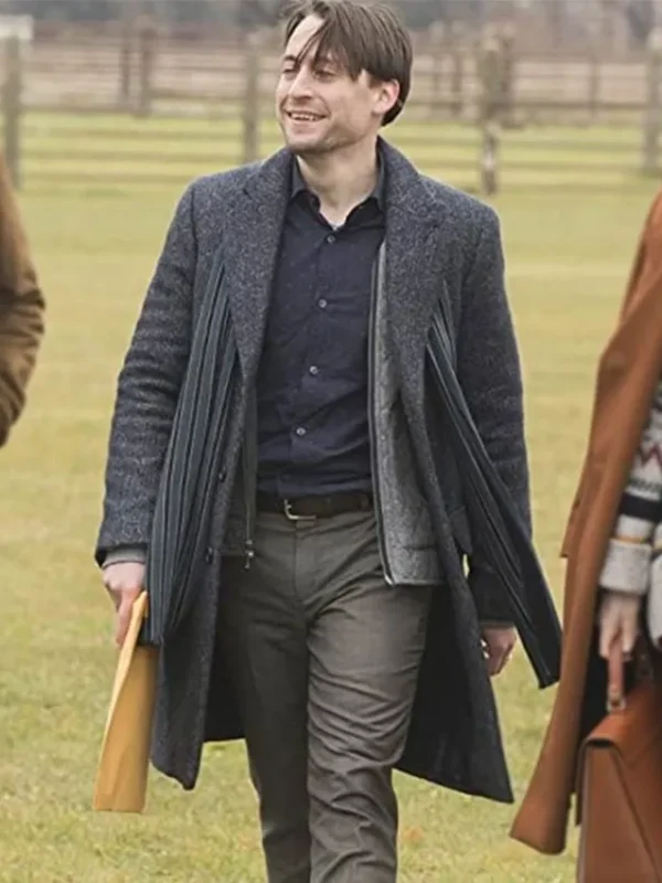 Kieran Culkin Succession S02 Roman Roy Coat
