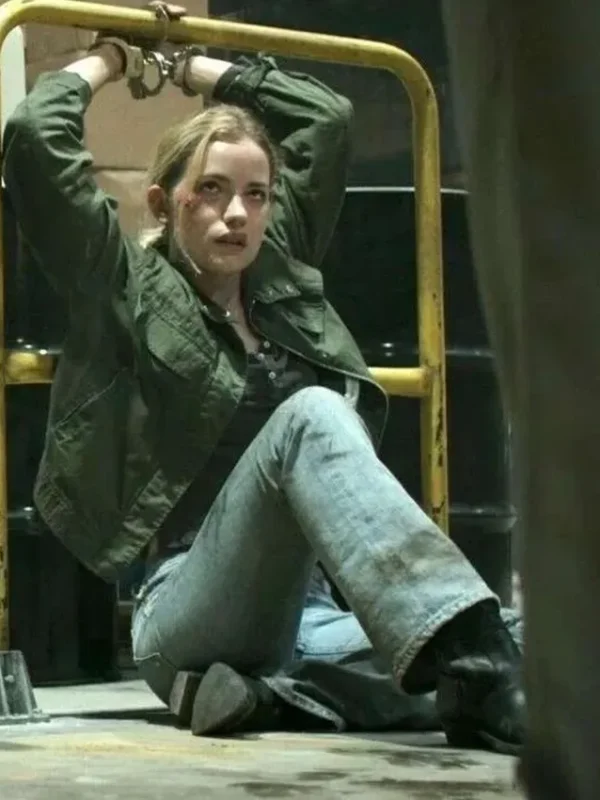 Reacher S01 Willa Fitzgerald Green Jacket