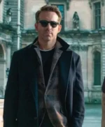 Red Notice Ryan Reynolds Black Coat
