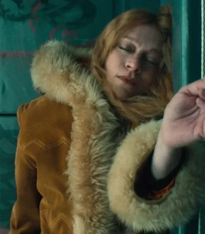 Russian Doll S02 Lenora Vulvokov Fur Brown Coat