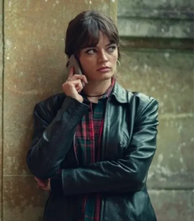 Sex Education s04 Emma Mackey Jacket