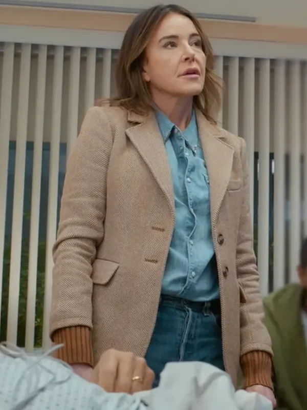 Shrinking S03 Liz Blazer