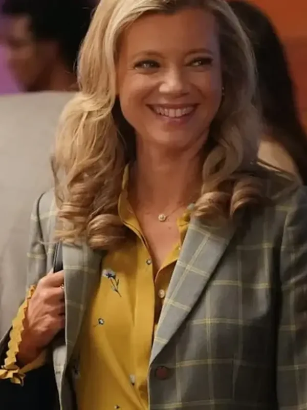 Stargirl S01 Barbara Whitmore Gray Check Blazer