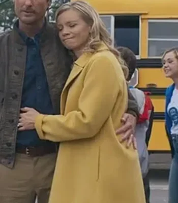Stargirl S01 E13 Barbara Whitmore Yellow Wool Coat
