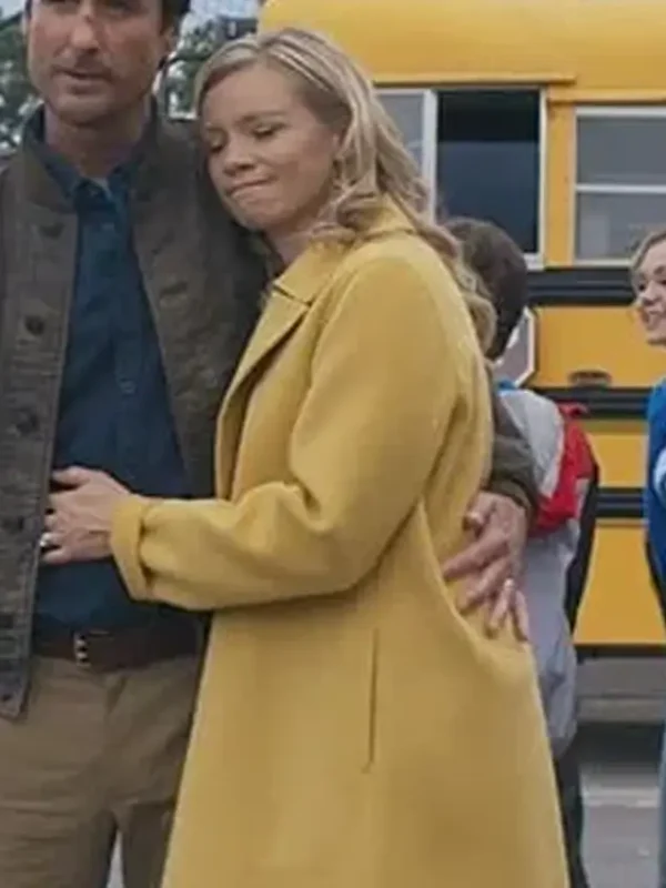 Stargirl S01 E13 Barbara Whitmore Yellow Wool Coat