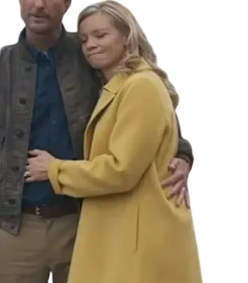 Stargirl S01 E13 Barbara Whitmore Yellow Wool Coat