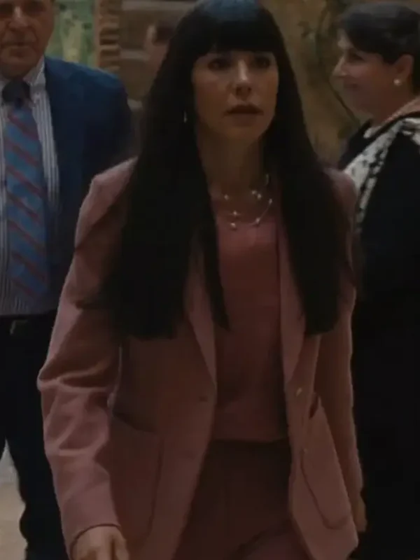 Succession S03 Kerry Pink Blazer