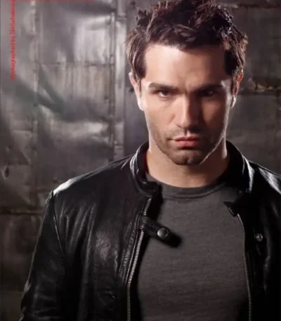 Supergirl Ben Lockwood Black Leather Jacket