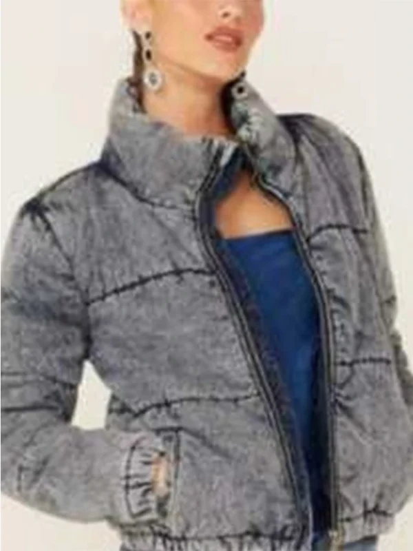 Superman and Lois S02 Sarah Cushing Grey Zip Up Puffer Jacket