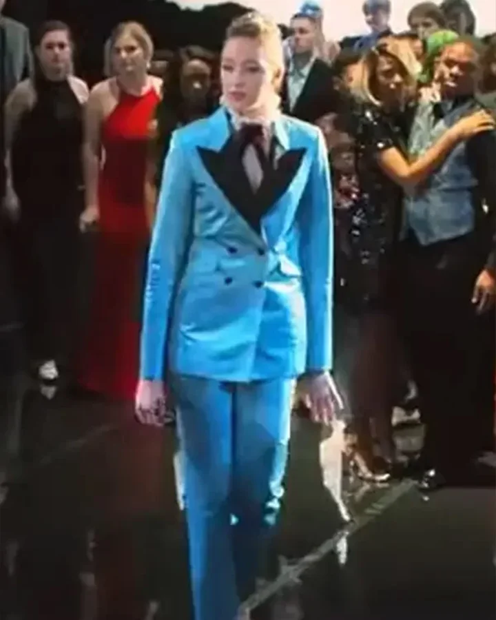 Tall Girl 2 Jodi Kreyman Blue Suit Tall Girl 2 Jodi Kreyman Blue Suit
