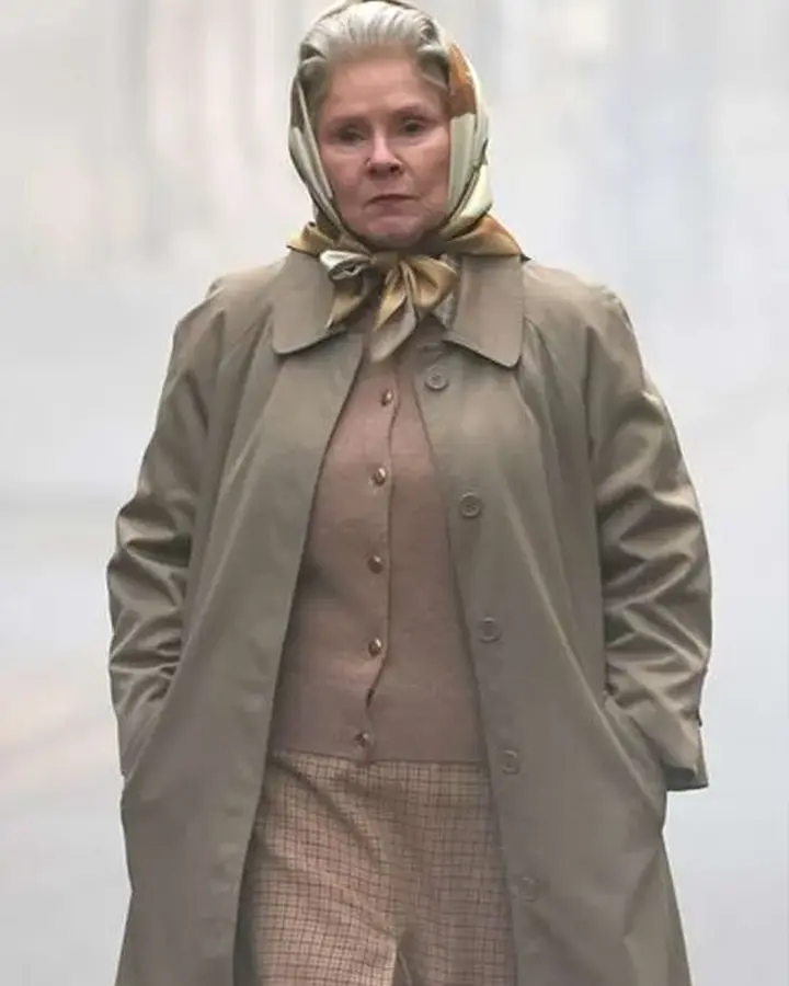 The Crown S06 Elizabeth II Trench Cotton Coat The Crown S06 Elizabeth II Trench Cotton Coat