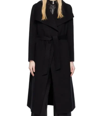 Madeline Usher The Fall of the House of Usher S01 Black Coat