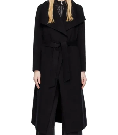 Madeline Usher The Fall of the House of Usher S01 Black Coat