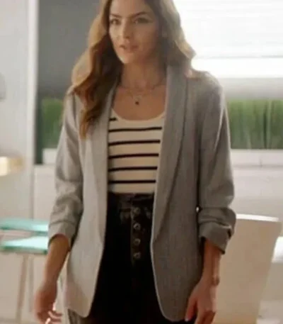 The Flash S08 Allegra Garcia Grey Blazer