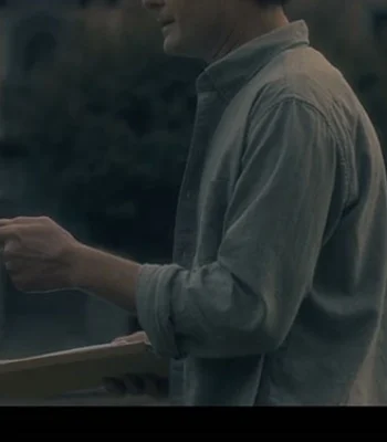 Henry Thomas The Haunting of Hill House Grey Jacket