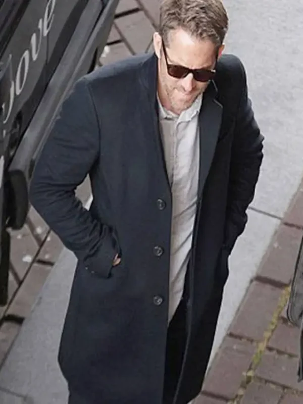 The Hitman’s Bodyguard Ryan Reynolds Black Coat