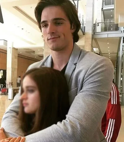 The Kissing Booth 2 Noah Flynn Grey Coat