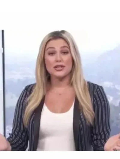 The Other Two S01 Carissa Loethen Striped Blazer