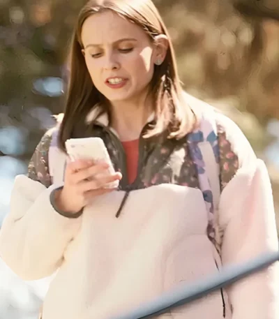 The Sex Lives of College Girls S03 Kimberly Finkle Half Zip Jacket