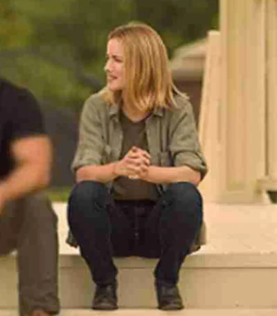 Willa Fitzgerald Reacher S02 Grey Jacket