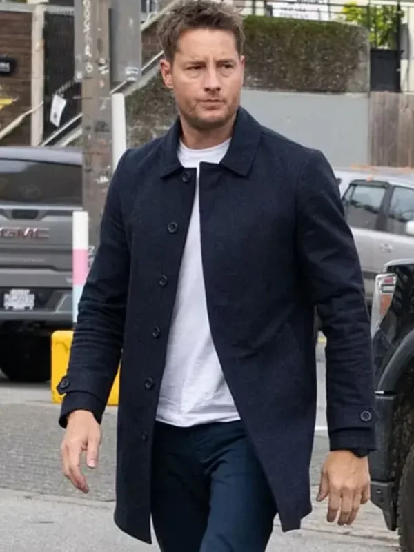 Tracker S03 Colter Shaw Black Coat