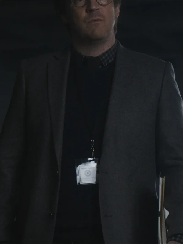 David Sullivan The Wilds Black Blazer
