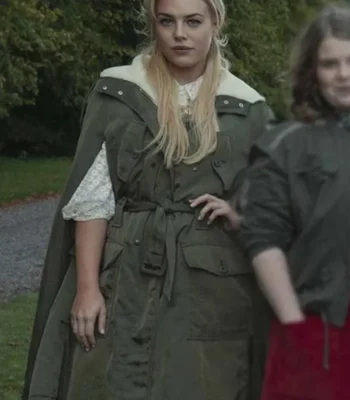 Hannah van der Westhuysen Fate The Winx Saga Green Coat