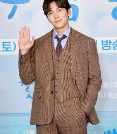 Ji Chang-wook Welcome to Samdalri 2023 Brown Blazer