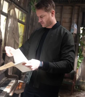 Justin Hartley Tracker S02 Green Jacket