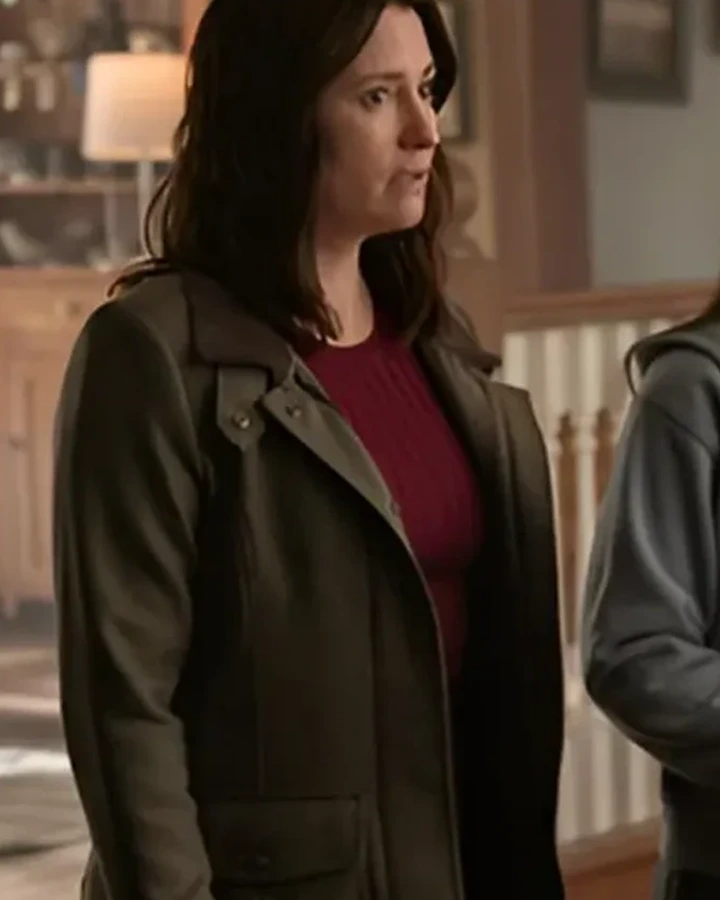 Kat Landry The Way Home S02 Green Jacket Kat Landry The Way Home S02 Green Jacket