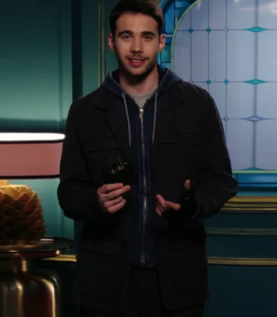 Roi Berlin 2023 TV Series Black Jacket