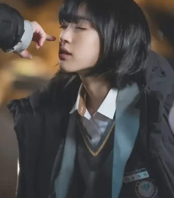 The Sound Of Magic Yoon Ah-yi Black Puffer Jacket
