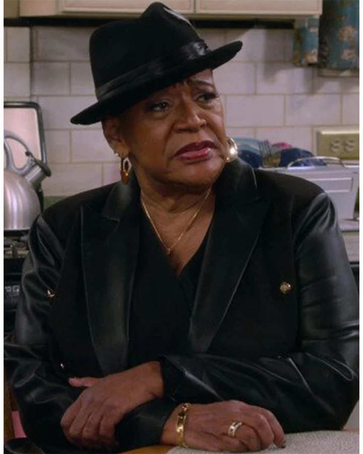 The Upshaws s04 Marsha Warfield Black Leather Crop Blazer The Upshaws s04 Marsha Warfield Black Leather Crop Blazer