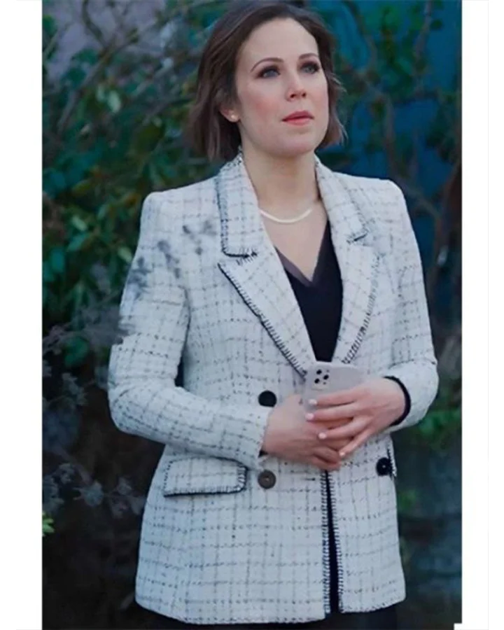 The Wedding Cottage 2023 Vanessa Doyle White Blazer The Wedding Cottage 2023 Vanessa Doyle White Blazer