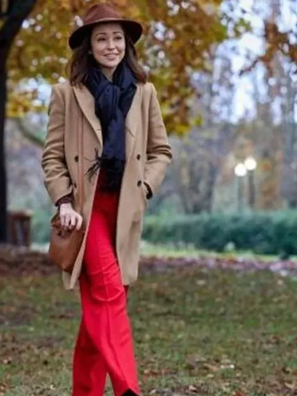 The Wedding Veil Inspiration 2023 Autumn Reeser Brown Coat