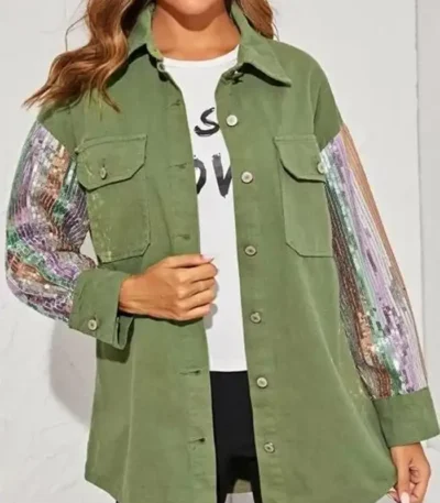 The Wilds S01 E08 Martha Blackburn Jacket