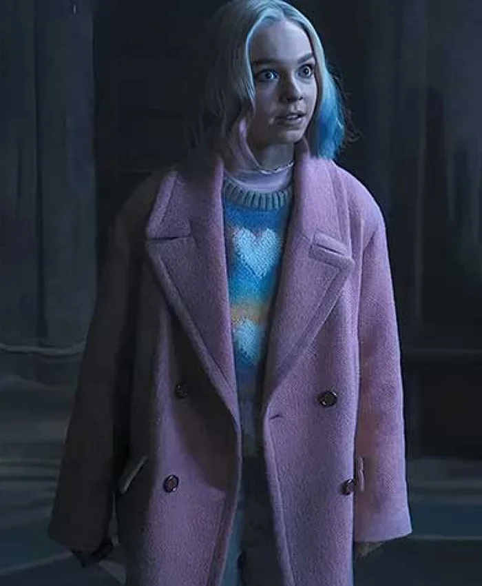 Wednesday 2022 Emma Myers Pink Coat Wednesday 2022 Emma Myers Pink Coat