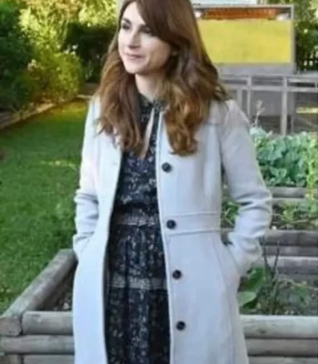 Welcome To Flatch S02 Cheryl Peterson White Coat