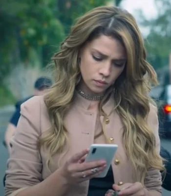 Who Killed Sara S02 Elisa Pink Jacket