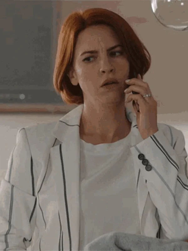 Workin’ Moms S05 Dani Kind White Blazer
