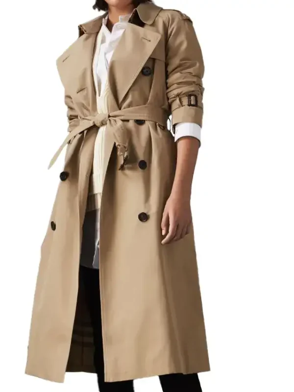 Workin’ Moms S05 Jessalyn Wanlim Trench Coat