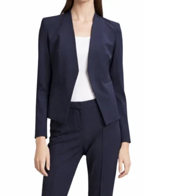 Workin’ Moms S05 Juno Rinaldi Blue Blazer