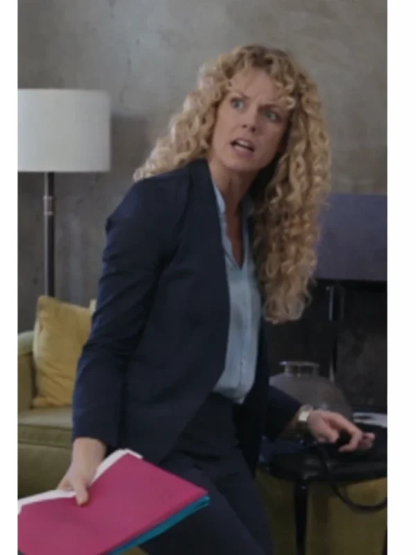 Workin’ Moms S05 Juno Rinaldi Blue Blazer